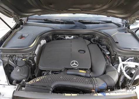 2021 Mercedes-Benz Glc 300 Suv z USA, uszkodzony, nr VIN W1N0G8DB4MF875194